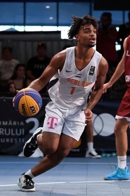 Isai Oury Sow photo 1