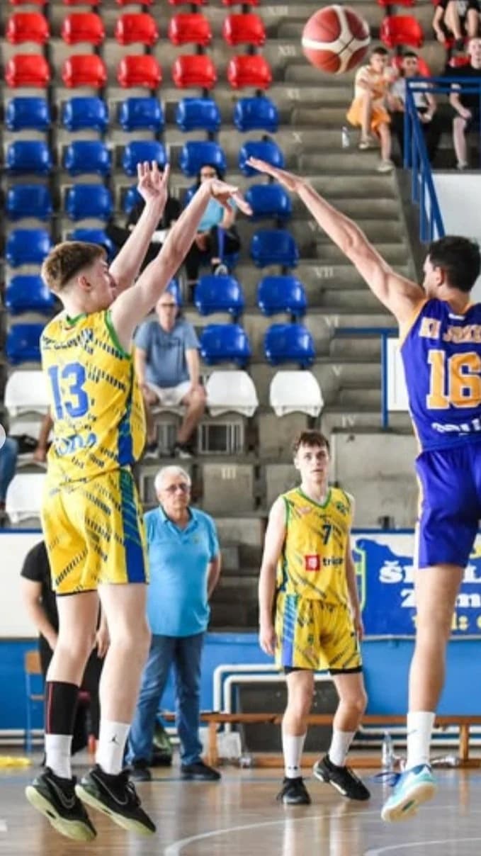 Sergej Vujcic photo 3