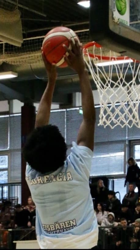 Ti-Zyooh Roshiq Florencia photo 2