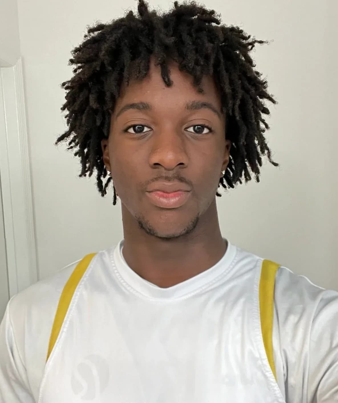 Delciano Bravo Poscool